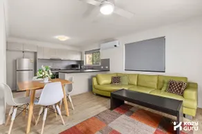 Kozyguru | Mt Gravatt East | 3 Bed Home - Image 3