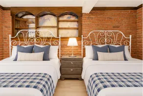 Private 2BR | Yorkdale & Rogers Stadium | Parking - Image 2
