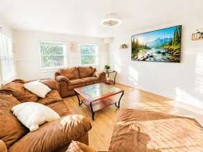 Hudson Valley Escape | Walk to Downtown & Hiking - Image 3