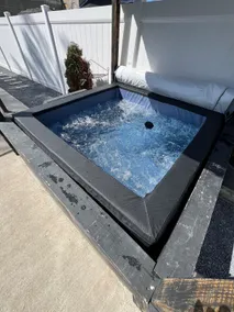 The ”Ultimate Getaway” at Backyard Escapes - Image 2