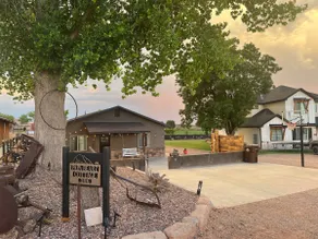 Papa Bearz Cottage - Image 2
