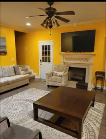 Large Hme . 3 BR 2 BTH - Image 2