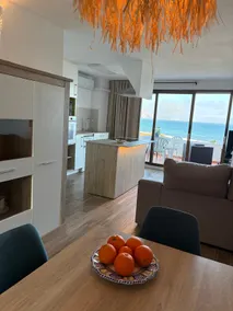 Super beachfront Penthouse. - Image 3
