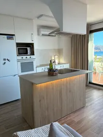 Super beachfront Penthouse. - Image 4