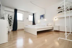 Matic Spacious Modern Apartment - Image 2