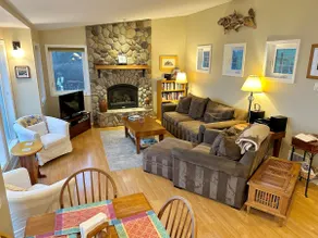 Sandpiper Haven: Whidbey Waterfront Beach House - Image 4