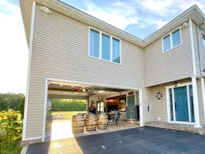 Saratoga Lake - HotTub Dock GarageGameRoom&FirePit - Image 3