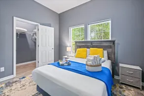 Modern Mid Town Luxury Hideaway - Image 2