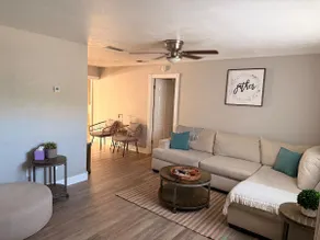 3/2 Coastal Pool Home ~ 8 mins to Port / Beaches! - Image 5