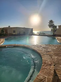 Condo with beach access - Image 2