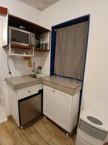 Central, private petfriendly studio near promenade - Image 3