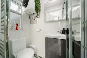 Private GardnStudio|Contractors&Couples FreeParkng - Image 4
