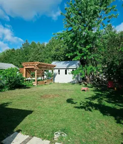 Entire house with Free Parking- 10 min to Montreal - Image 4