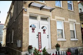 Wicker Park near Downtown Special $149 Aug. 11-14 - Image 2