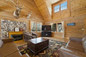 Cabin on 7 acres minutes to Lake Max & Bass Lake! - Image 3