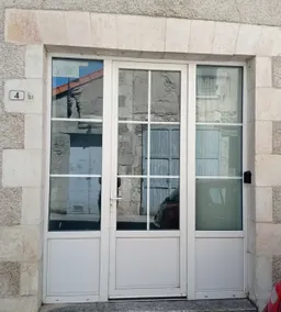 One-bedroom apartment – Le Gîte des Fresques - Image 4