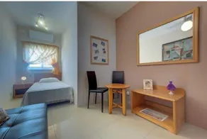 St Paul's Bay Guest House - Image 4