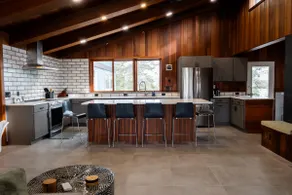 Harlan House - Image 5