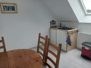 Apartment in detached house - Image 5