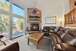 10 Pine Ridge Lane – Where Comfort Meets Luxury! - Image 2