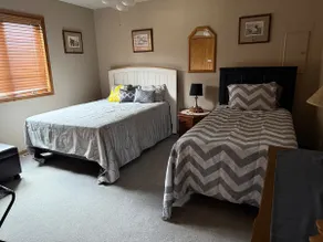 Spacious Duplex Getaway - Image 4