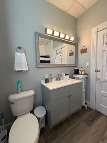 DM-E 3BR Historic Residence - Image 3