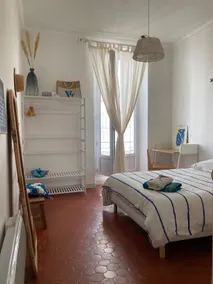 Beautiful accommodation, central, quiet and large - Image 5