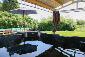 Home with HotTub near AltonTowers & Waterworld sot - Image 2