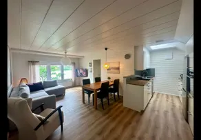 Seaside Apartment with Private Beach & Jetty - Image 2
