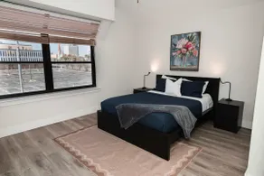 Freshly Renovated Apt - Steps from TIAA Bank Field - Image 5