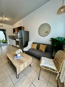 Brand NEW House in Santa Ana - Image 4
