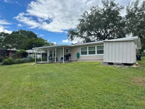 Newly remodeled House 3BR/2BA - Image 2