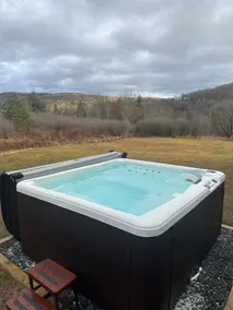 Ro House - A Modern Cabin w/ Hot Tub! - Image 3
