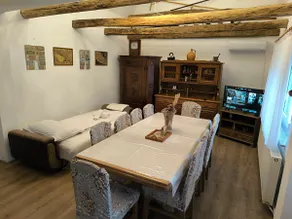 Holiday House Zoki - Peaceful Stay with Private Parking - Image 4
