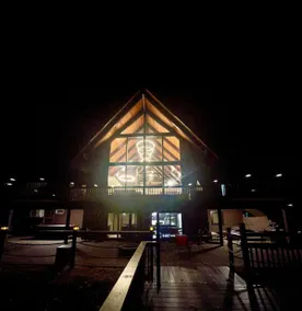 Eagle River Retreat~hot tub~riverfront - Image 5
