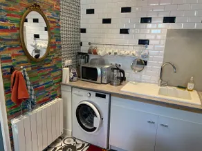 Cozy apartment with amenities within walking distance - Image 2