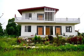 Tulip Villa | Private 4BR Retreat, Lawns & Views - Image 5
