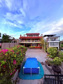 Talisay lake house, taal lake (4 bedrooms) - Image 4