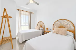 Vacation home in the center of Playa San Juan - Image 4