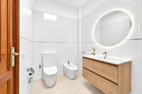 Vacation home in the center of Playa San Juan - Image 5