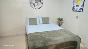 Private Studio | Independent Entrance | Hot Water - Image 3