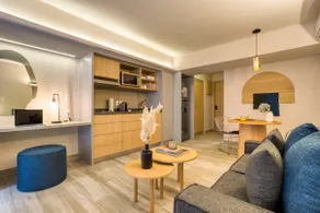 Epic Studio w/Private Patio | Gym+Rooftop+Business Area - Image 3