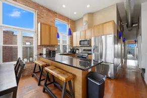 Amazing Penthouse: Views, Hot Tub, Cold Plunge! - Image 3