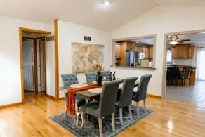 The Lodge On Linden Avenue with hot tub! - Image 3