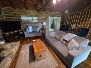 Charming Country Cabin- Cozy, Scenic View, HOT TUB, near CMAC - Image 4