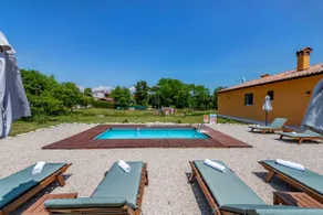 Rest and relaxation for family and friends - Image 3