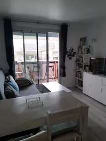 T2 Apartment 200 m from the lake - Image 4