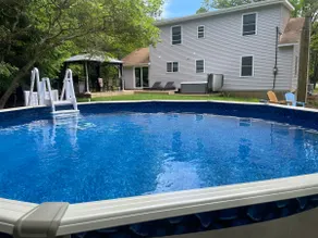Private pool,lake.hot tub,sauna.king bed.pool tabl - Image 3