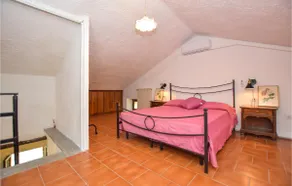 Stunning home in Soriano Nel Cimino. - Image 5
