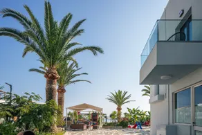 Del Mare Suites "by Checkin" - Image 4